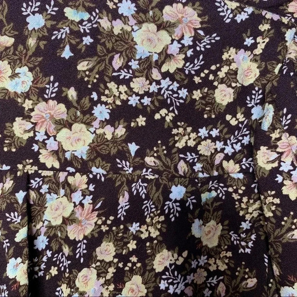 AFRM Mini Floral Cropped Long Puff Sleeve Wrap Blouse M - Picture 9 of 11